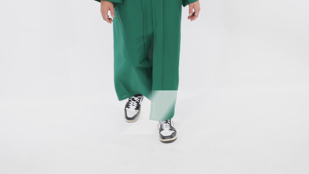 Matte Hunter Bachelors Cap & Gown - College & University